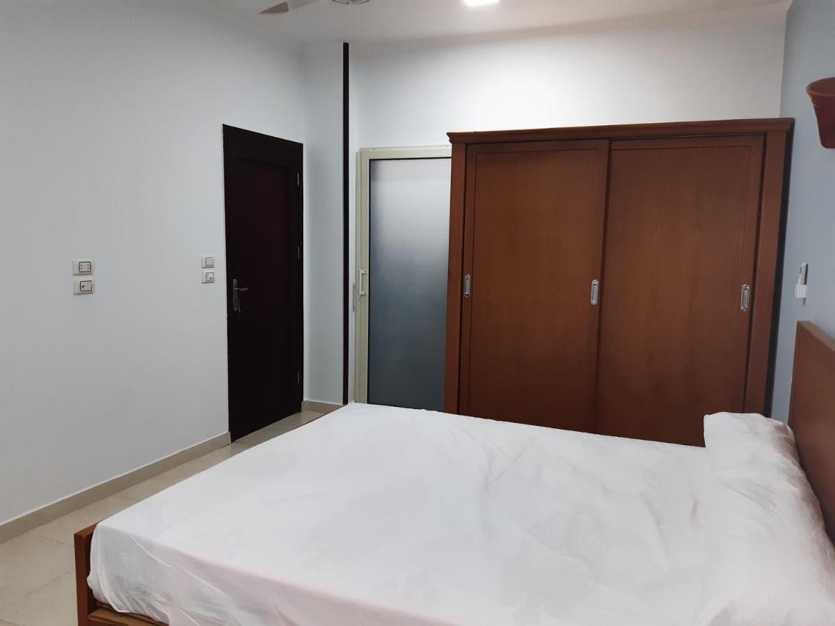 German Dolphin Apartment El Qoseir Bagian luar foto