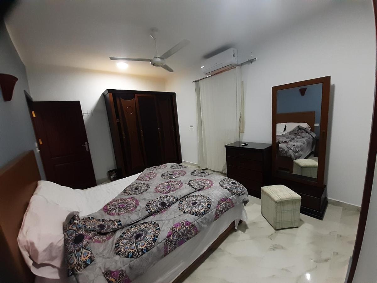 German Dolphin Apartment El Qoseir Bagian luar foto