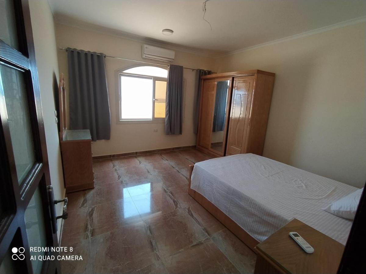 German Dolphin Apartment El Qoseir Bagian luar foto